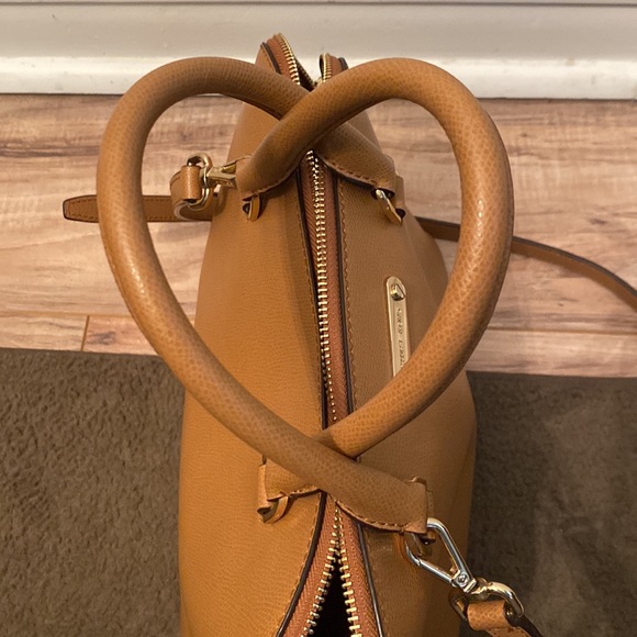 Authenticated Michael Kors Cindy Dome Satchel - Picture 11 of 15